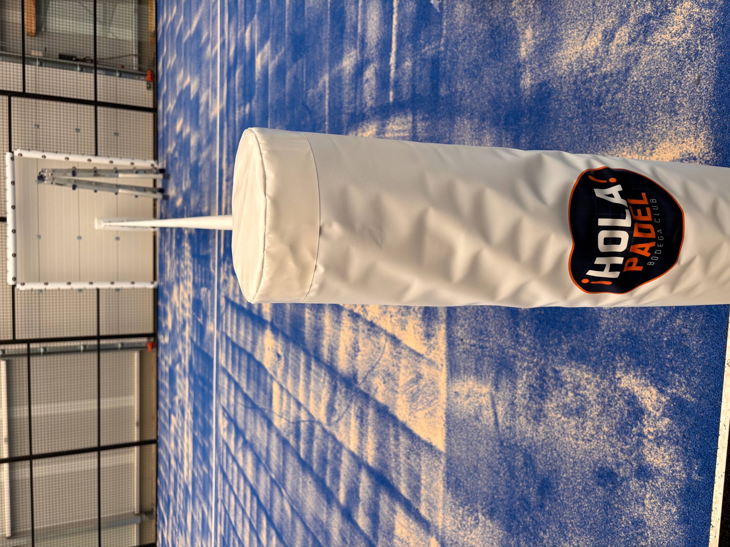 Terrain en cours de finition ¡HOLA! PADEL